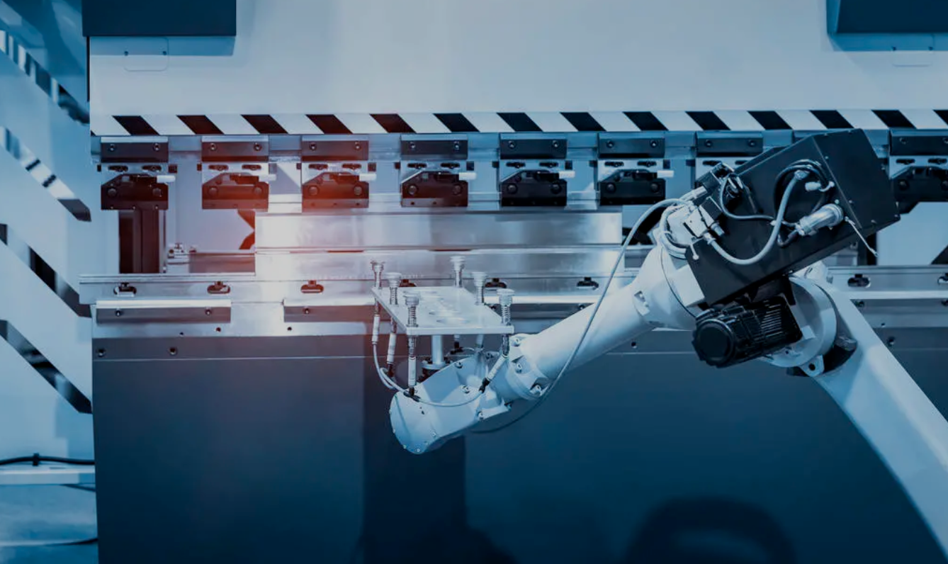 【AI+工业】走进施耐德武汉“灯塔工厂”：人工智能质检 工厂“万物互联”